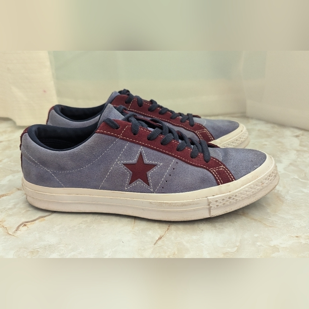 Unisex Converse One Star Shoes Man's Size 9/Woman's Size 11
